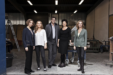 Members of the Cordts Foundation (from left to right): Birthe Thüne, Mareike Thüne, Tim Cordts, Franziska Cordts, Gabriele Benedix / Photo: Laura Weber